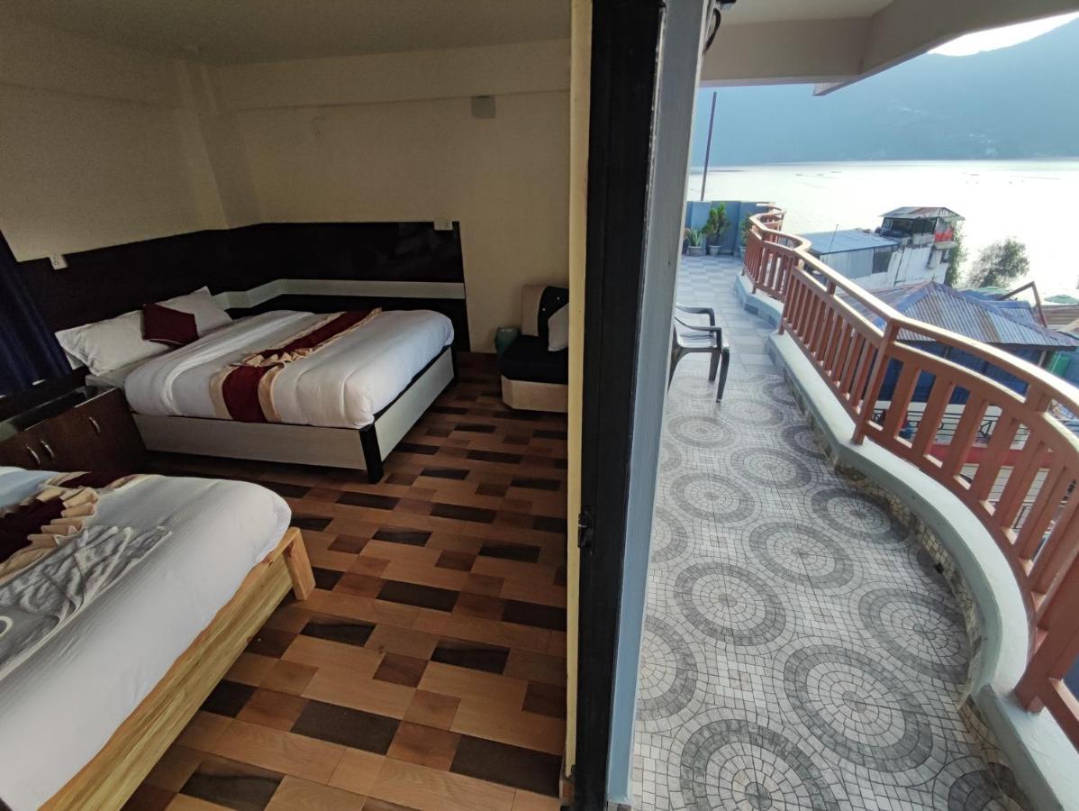 Hotel Kajiinn Pokhara Kültér fotó