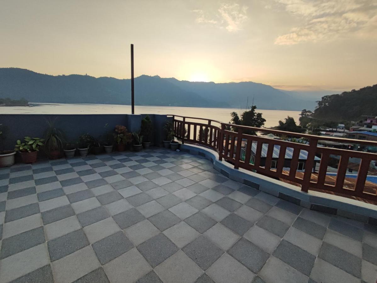 Hotel Kajiinn Pokhara Kültér fotó