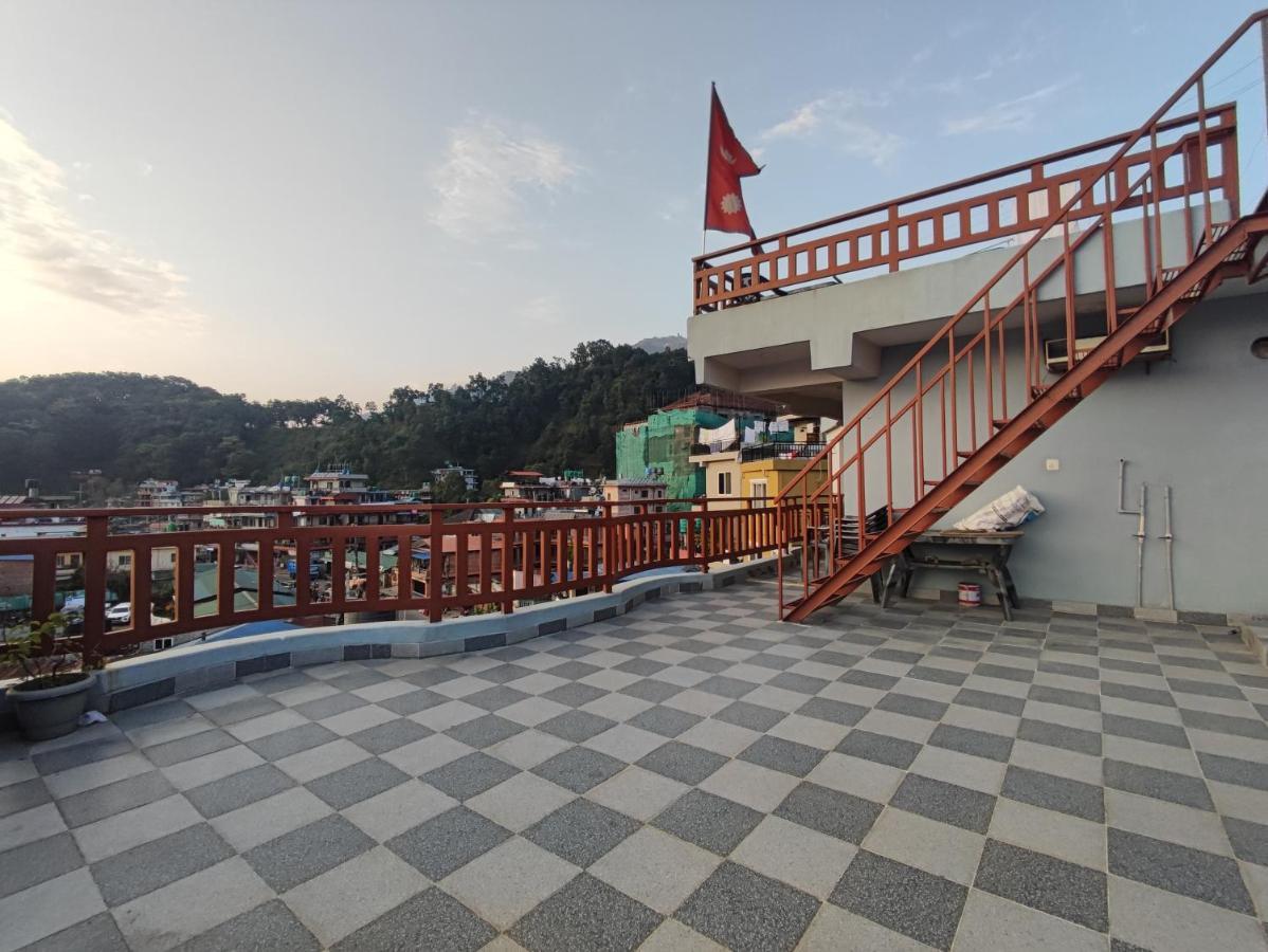 Hotel Kajiinn Pokhara Kültér fotó